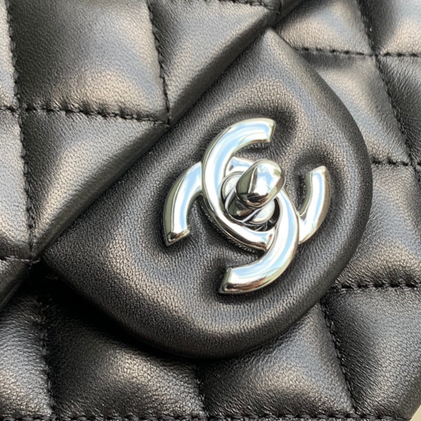 シャネルバッグレプリカ細部ディテール